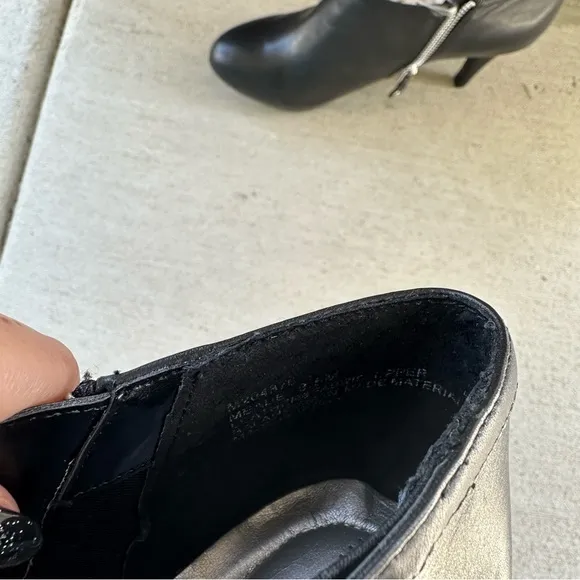 Me Too || black Meade leather booties