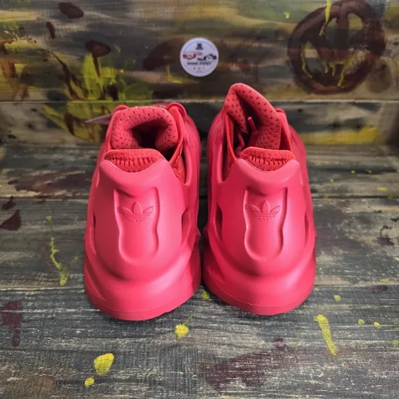 Men adidas‎ athletic shoes size 10.5 new