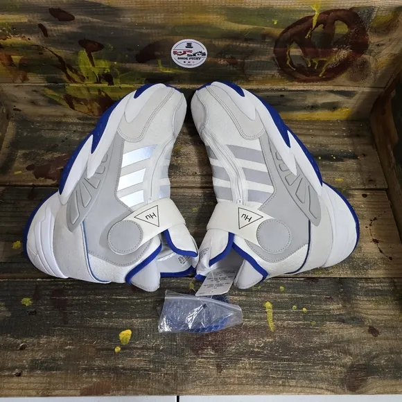 Men adidas athletic shoes size‎ 11.5 new