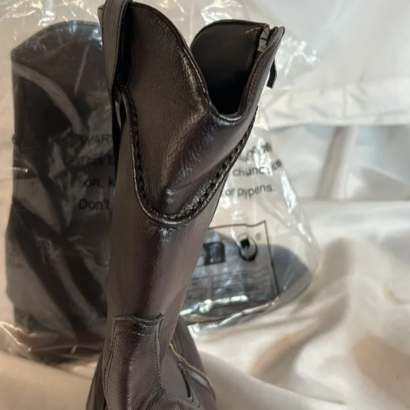 Men Cowboy Zip Up Boots. Vegan Leather.  Rubber Sole Size 10. Brown NWT
