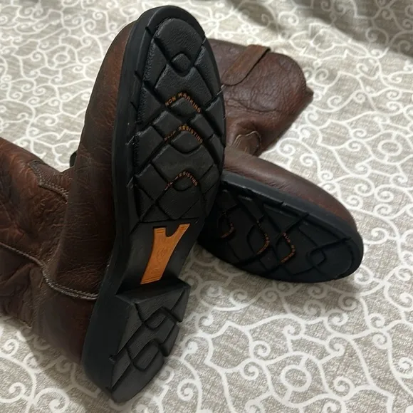 mens Ariat Leather Waterproof work boots sz 7.5 D