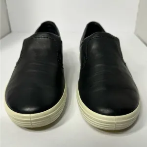 Men's Black Leather Slip-On Shoes pre owned size 10