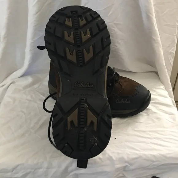Men’s Cabela work boots, steel toe,Dry Plug, Thinsulate, 9 1/2 D, like new