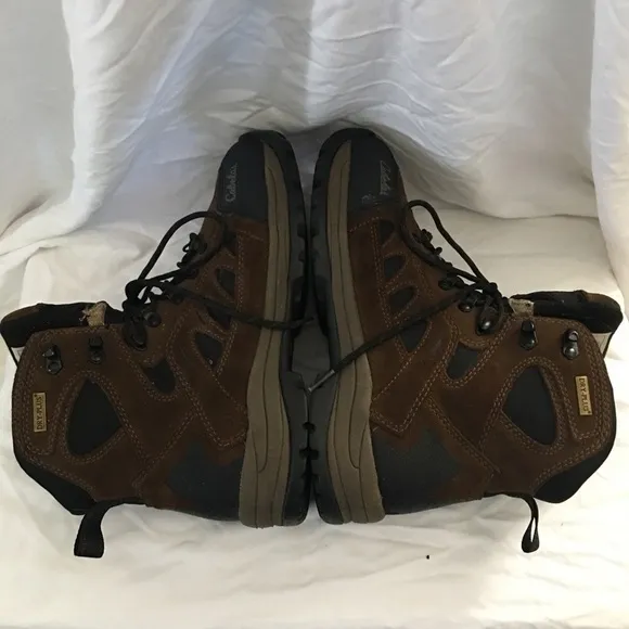 Men’s Cabela work boots, steel toe,Dry Plug, Thinsulate, 9 1/2 D, like new