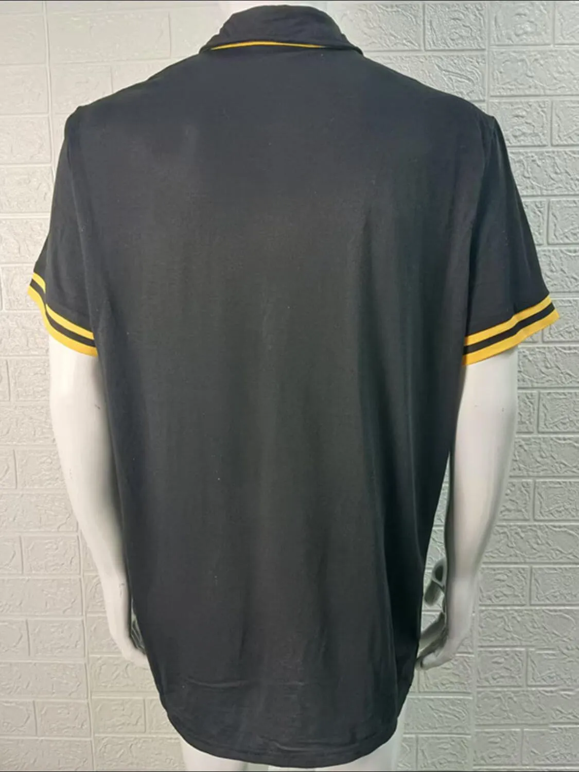 Men’s Contrast Short Sleeve Polo – Classic & Comfortable