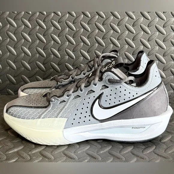 Mens Nike Athletic Basketball Shoes Gray Size 8‎