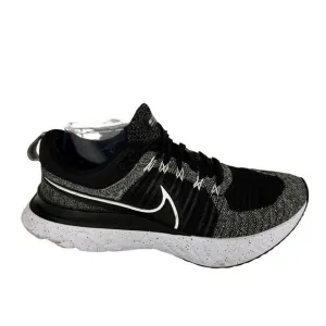 Men’s Nike React fly knit athletic shoes size 9 black