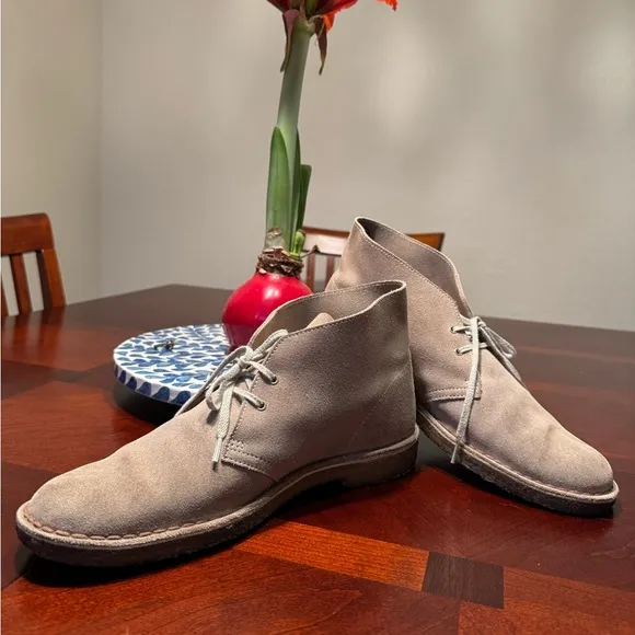 Men's Tan Suede Desert Boots