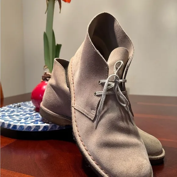 Men's Tan Suede Desert Boots
