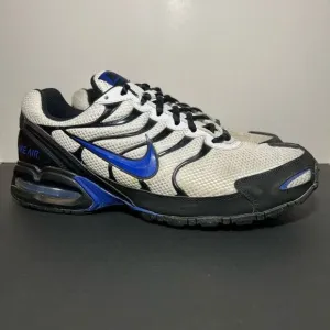 Mens NIKE Air Max Torch 4 White Athletic Shoes / Size 10.5