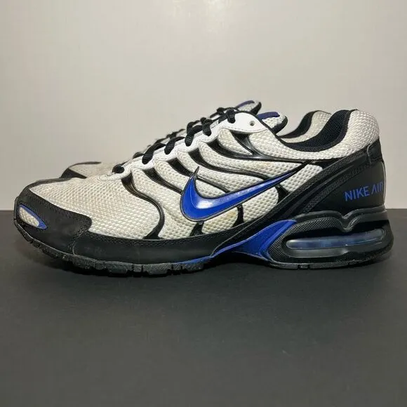 Mens NIKE Air Max Torch 4 White Athletic Shoes / Size 10.5