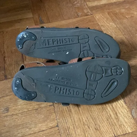 ☀️Mephisto Sandals - Good condition.☀️