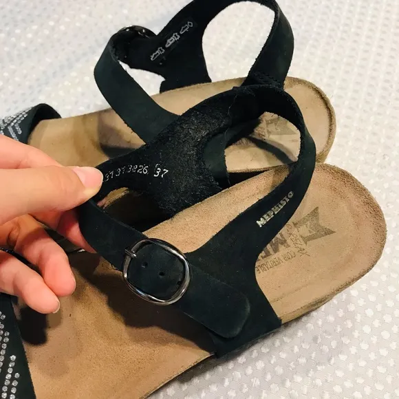 Mephisto wedges sandals