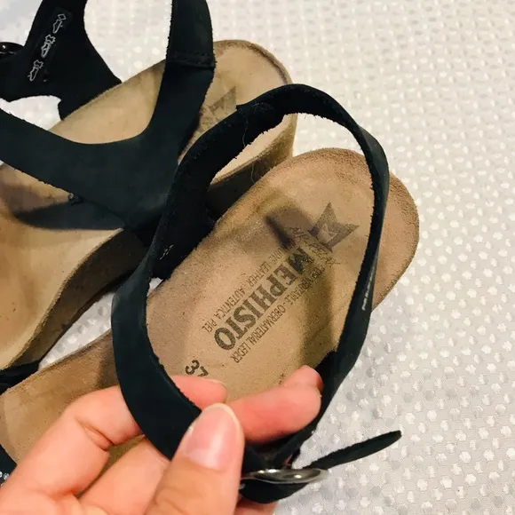 Mephisto wedges sandals