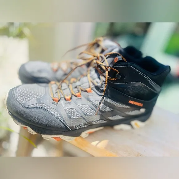 Merrell J35747 Moab FST Mid Waterproof Hiking BOOTS Mens size  13