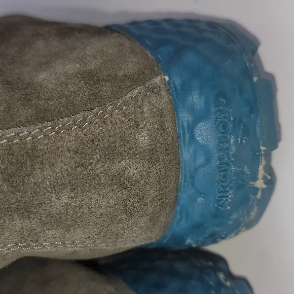 Merrell Wilderness AC  Mens Suede Walking / Casual Boots