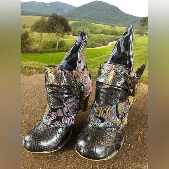 Miaows|| Irregular Choice Ankle Boots Sz EU 40 (9.5)