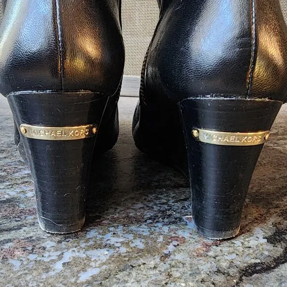 Michael Kors Black Tall Leather Wedge Boots With Gold Interior Zippers Size 5.5
