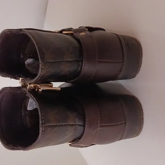 Michael Kors Girls Boots