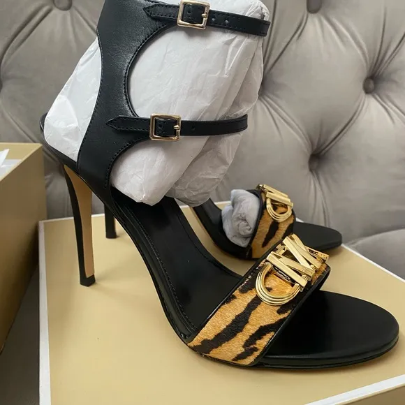 Michael Kors Parker Sandals size 9. 5M Size Color Calendula