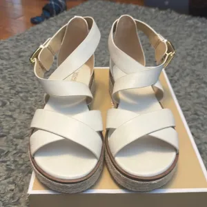 MICHAEL KORS platform espadrille sandals
