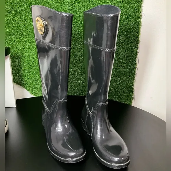Michael Kors Stockard Glossy Black Rain Boots Gold MK Logo