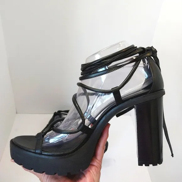 Michael‎ Kors Vero Lug Platform Sandals, NEW, Size 10
