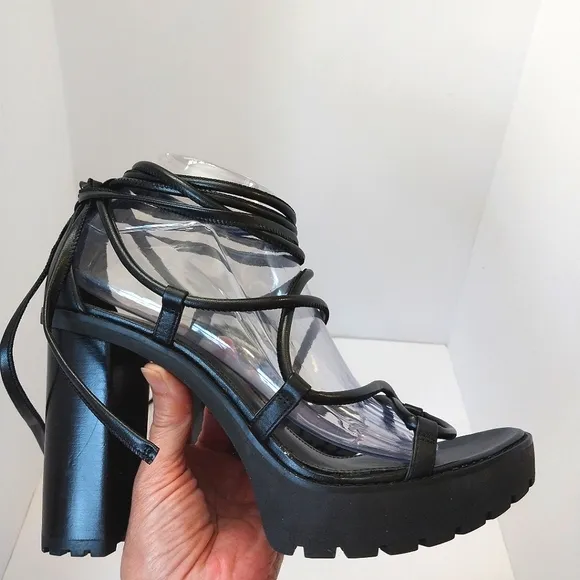 Michael‎ Kors Vero Lug Platform Sandals, NEW, Size 10