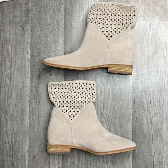 Michael Michael Kors Sunny Suede Laser Cut Boots Ankle Booties Size 6