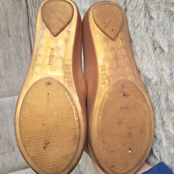 Mini Melissa Gold Disney Cinderella Shoes, Girls 1, Great Condition