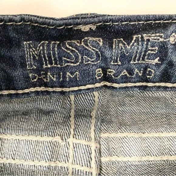 Miss Me “Sunny” jeans bootcut size 25 (2 or 3 ) Skinny