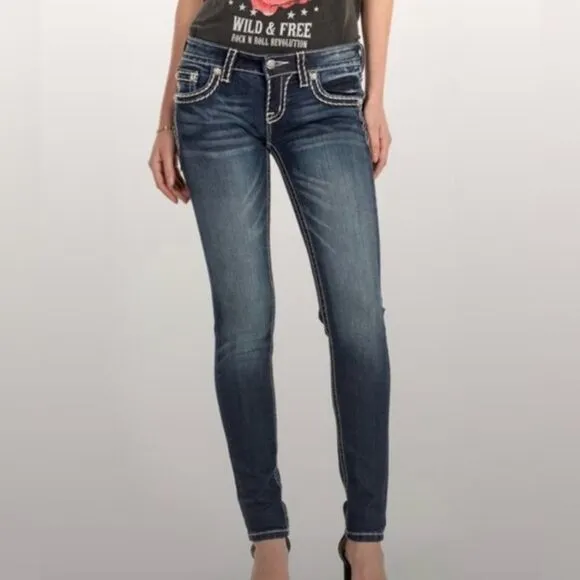 Miss Me “Sunny” jeans bootcut size 25 (2 or 3 ) Skinny