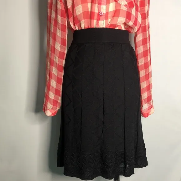 Missoni  Pleated flared Black A-Line knee Length Dress skirt Small 4