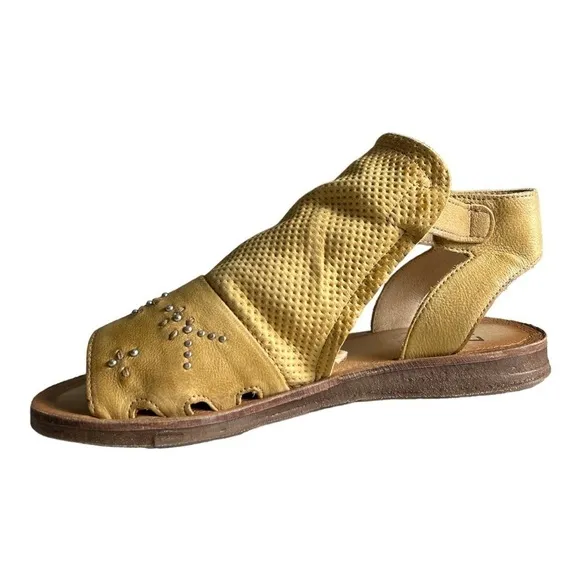 Miz Mooz Fifi Ankle Strap Sandals Size 38 Wide