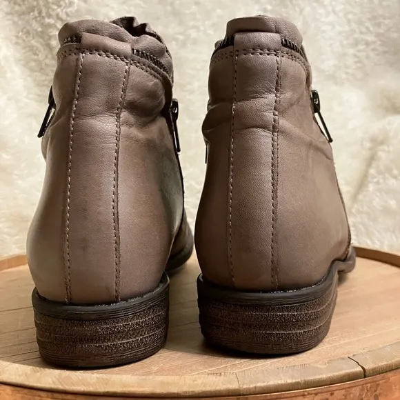 Miz Mooz Luna Comfort Casual Ruched Side Zip Fashion Bootie Size 9.5