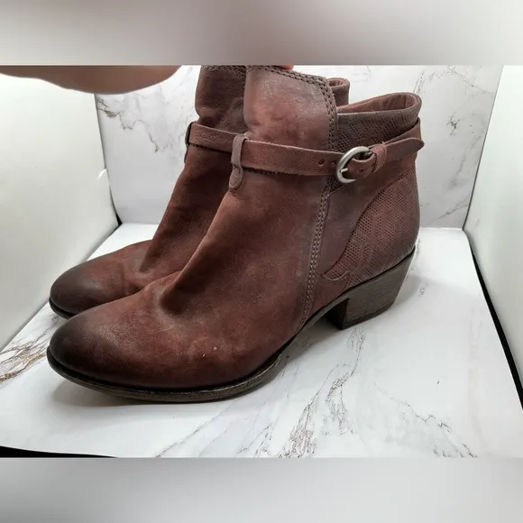 Miz Mooz Stamped Tooled Leather Maroon Ankle Boots Size 41