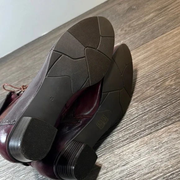 Multicolor Leather Ankle Boots woman’s size 9 (b89)