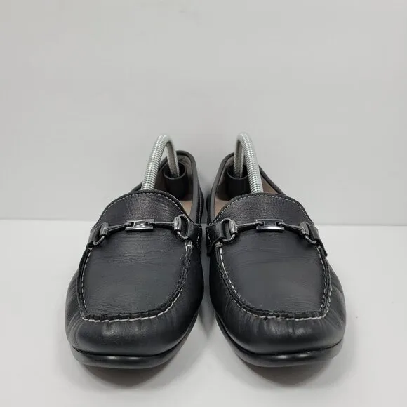 Munro American Women's Black Leather Slip On Loafers M555081 US Size 7.5M