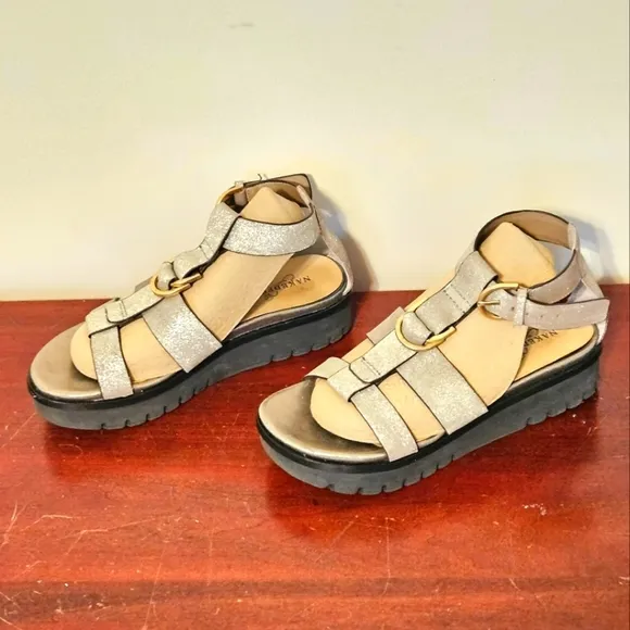 Naked Feet Nadar  leather sandals Size 8M