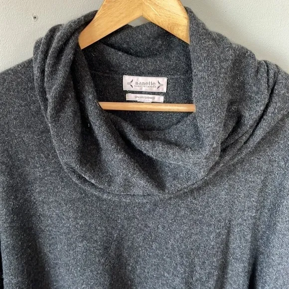NANETTE Lepore 2-ply Cashmere Poncho Cape Cowlneck Shortsleeve Charcoal Gray M/L