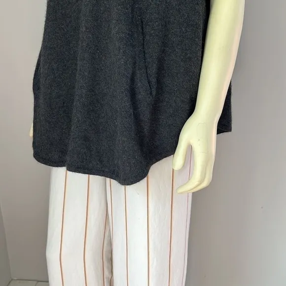 NANETTE Lepore 2-ply Cashmere Poncho Cape Cowlneck Shortsleeve Charcoal Gray M/L