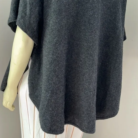 NANETTE Lepore 2-ply Cashmere Poncho Cape Cowlneck Shortsleeve Charcoal Gray M/L