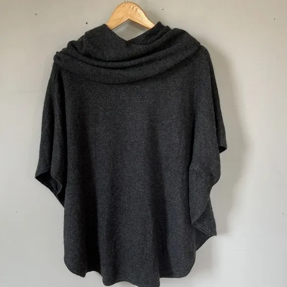 NANETTE Lepore 2-ply Cashmere Poncho Cape Cowlneck Shortsleeve Charcoal Gray M/L