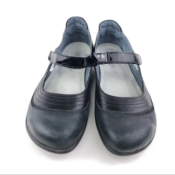 Naot Black Leather Mary Jane Comfort Shoes 7