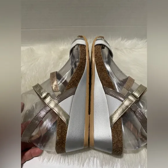 Naot Canada Sandals