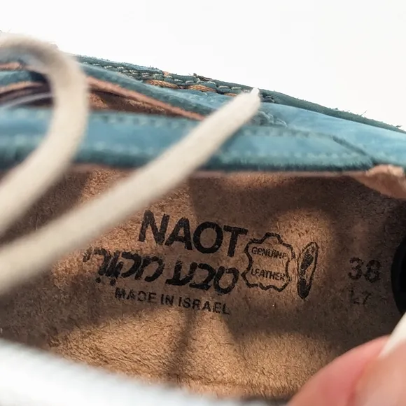 Naot Yarrow lace up sandals