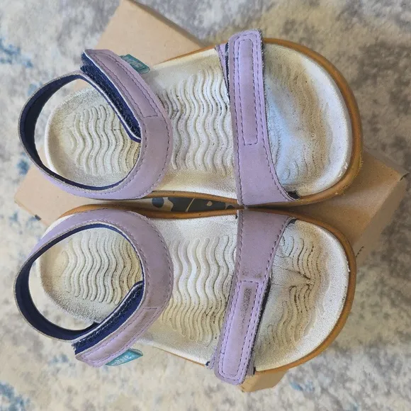 Native Charley Toddler Size 6 Sandals Pink Purple Summer