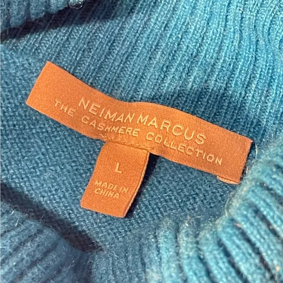 Neiman Marcus Cashmere Collection Cashmere Turtleneck Blue L large