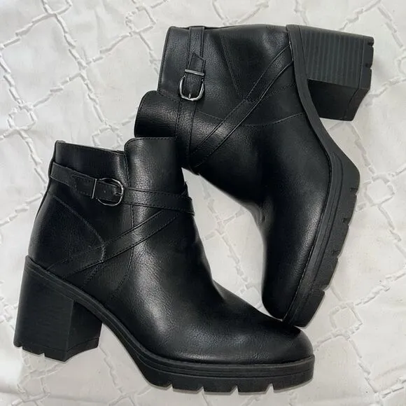 Neutralizer Black Water Resistant Ankle Boots(Size 11)