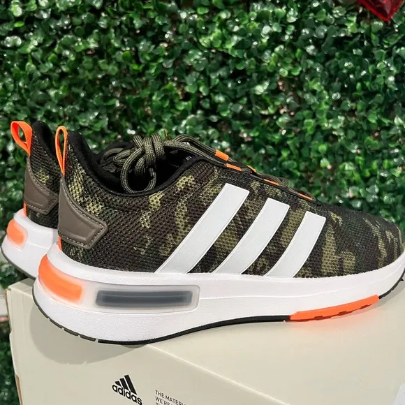 🌟New Adidas Kids RACER TR23 Athletic Shoes🌟